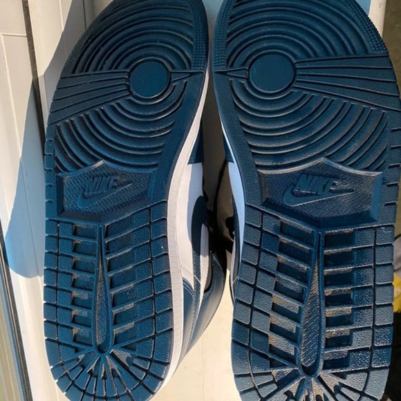Nike Air Jordan 1’s Navy Blue/White main image 3